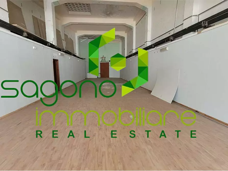 Immagine 8 di Negozio in vendita  in Corso Umberto I a Siracusa