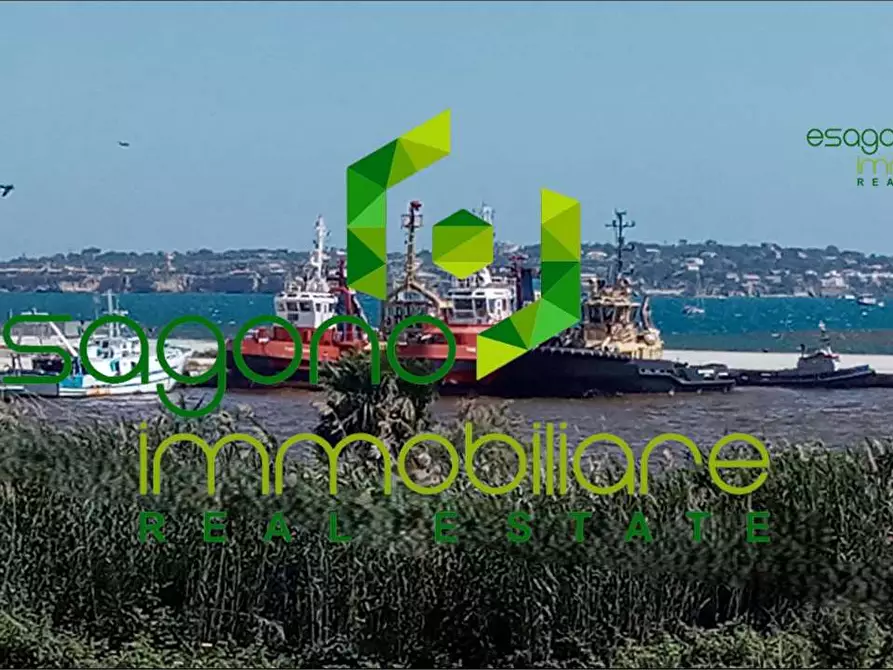 Immagine 5 di Stabile in vendita  in Largo Gaetano Arezzo della Targia a Siracusa