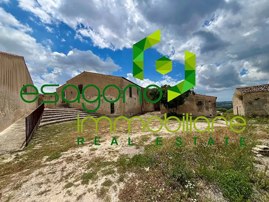 Immagine 3 di Rustico / casale in vendita  a Noto