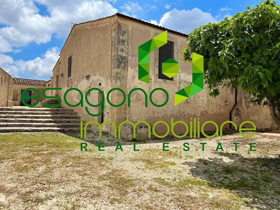 Immagine 5 di Rustico / casale in vendita  a Noto