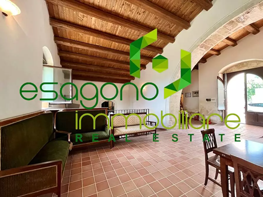 Immagine 11 di Rustico / casale in vendita  a Noto