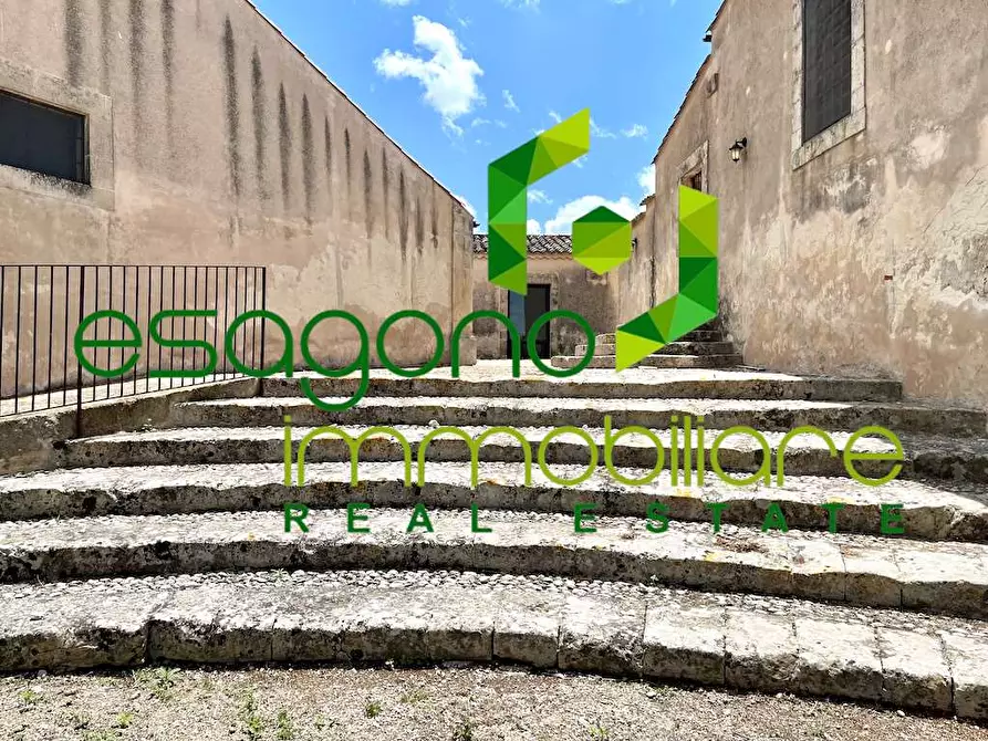 Immagine 22 di Rustico / casale in vendita  a Noto