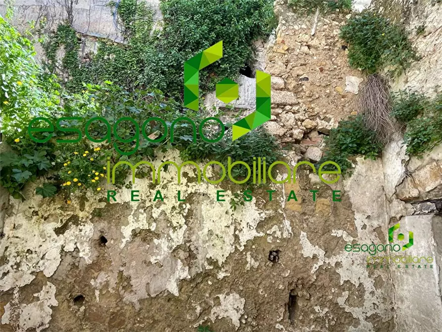 Immagine 10 di Appartamento in vendita  a Siracusa