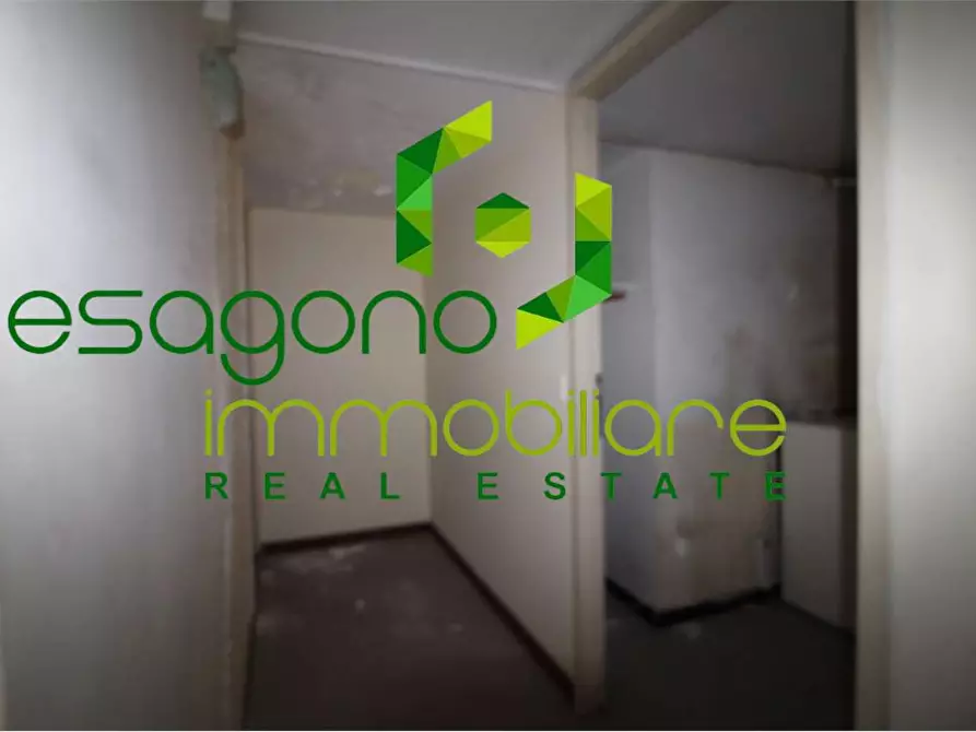 Immagine 9 di Negozio in vendita  a Siracusa