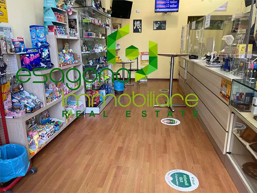 Immagine 2 di Negozio in vendita  a Siracusa