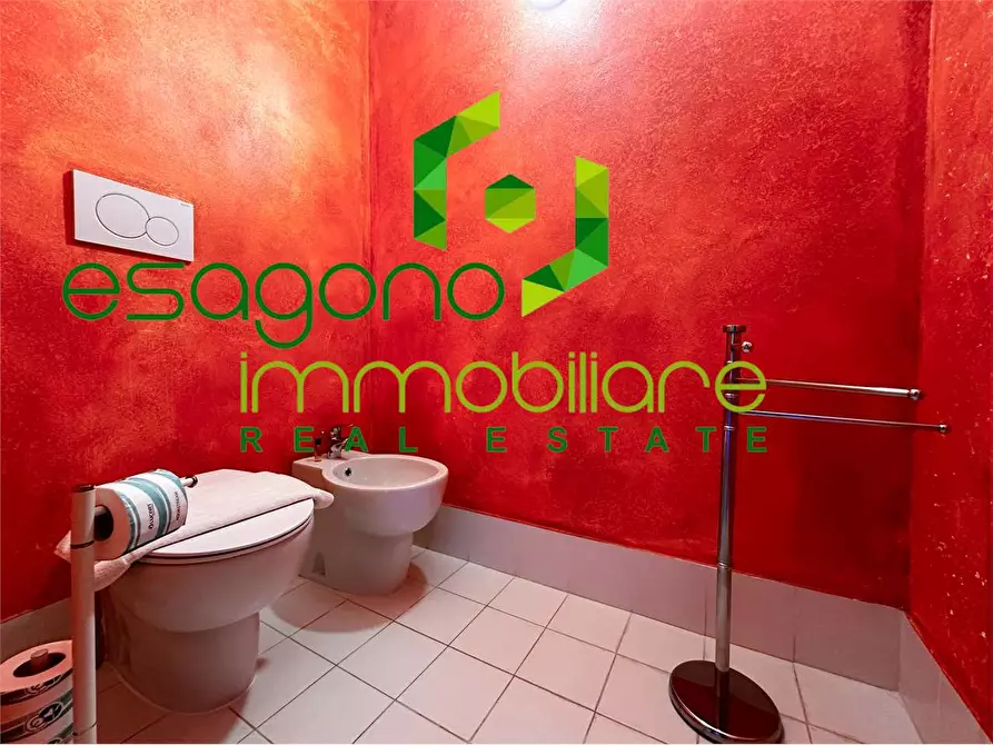 Immagine 14 di Villa in vendita  a Siracusa