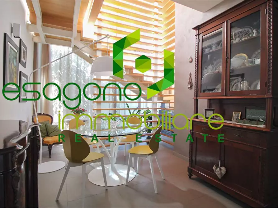 Immagine 5 di Villa in vendita  a Siracusa