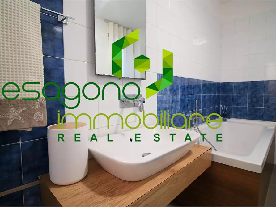 Immagine 18 di Villa in vendita  a Siracusa