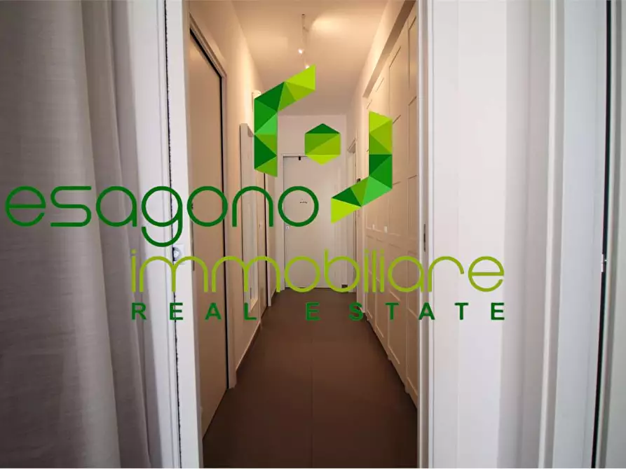 Immagine 25 di Villa in vendita  a Siracusa