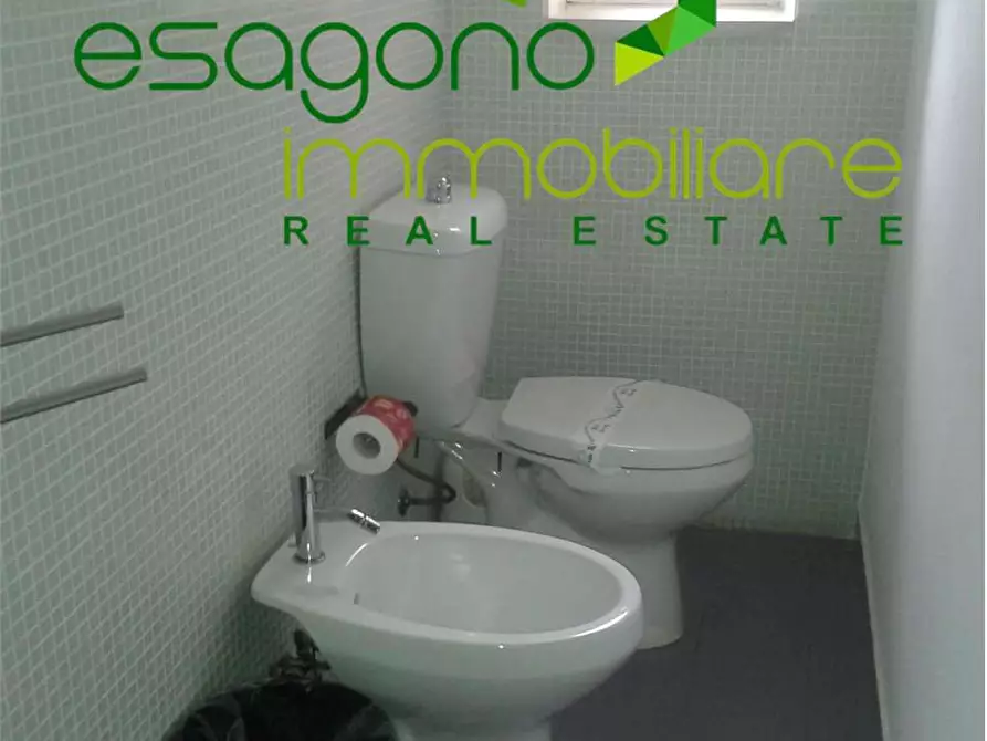 Immagine 24 di Stabile in vendita  a Siracusa