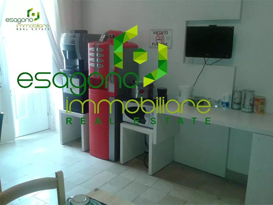 Immagine 60 di Stabile in vendita  a Siracusa