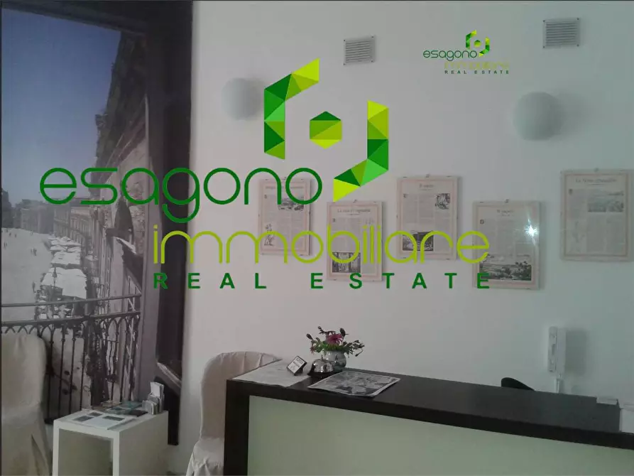 Immagine 64 di Stabile in vendita  a Siracusa