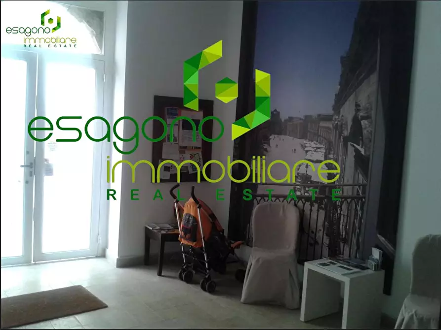 Immagine 65 di Stabile in vendita  a Siracusa