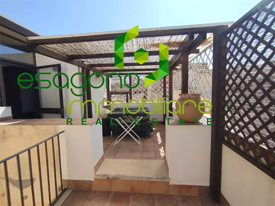 Immagine 14 di Appartamento in vendita  a Siracusa