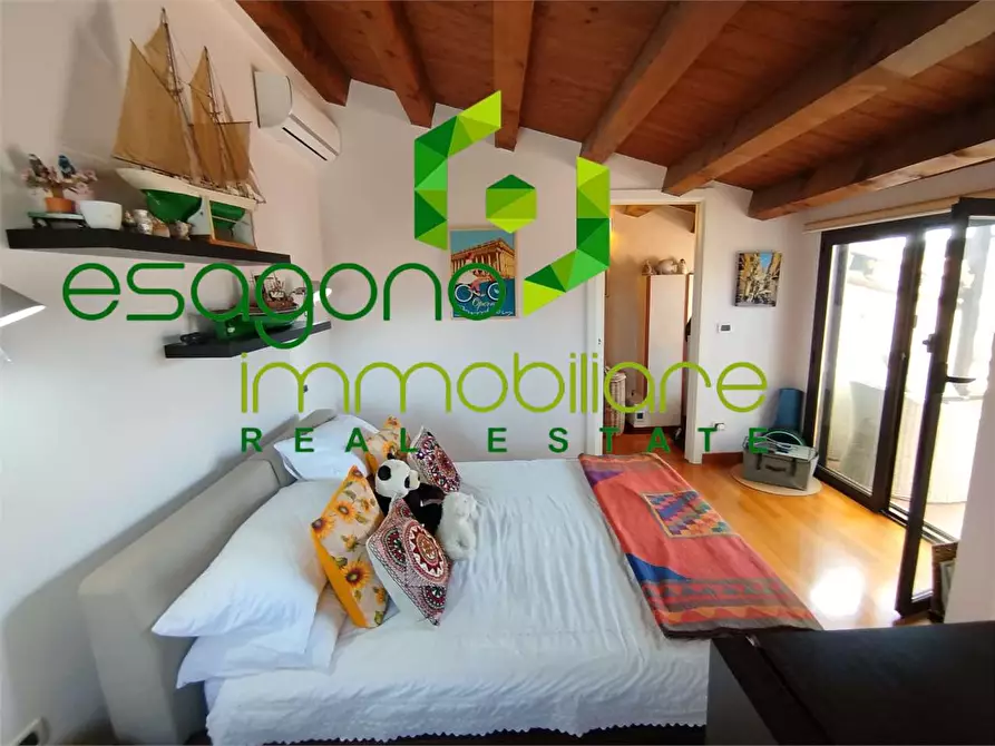 Immagine 34 di Appartamento in vendita  a Siracusa