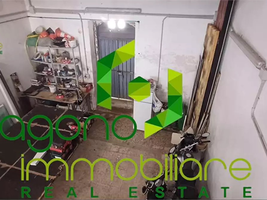 Immagine 13 di Laboratorio in vendita  a Siracusa