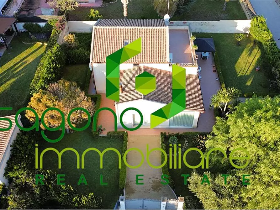 Immagine 1 di Villa in vendita  a Siracusa