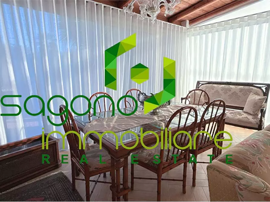 Immagine 4 di Villa in vendita  a Siracusa