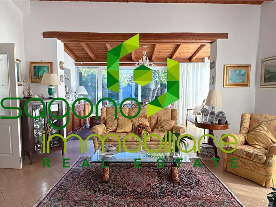 Immagine 6 di Villa in vendita  a Siracusa
