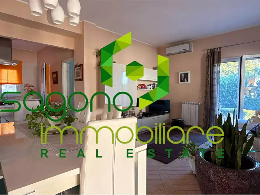 Immagine 18 di Villa in vendita  a Siracusa