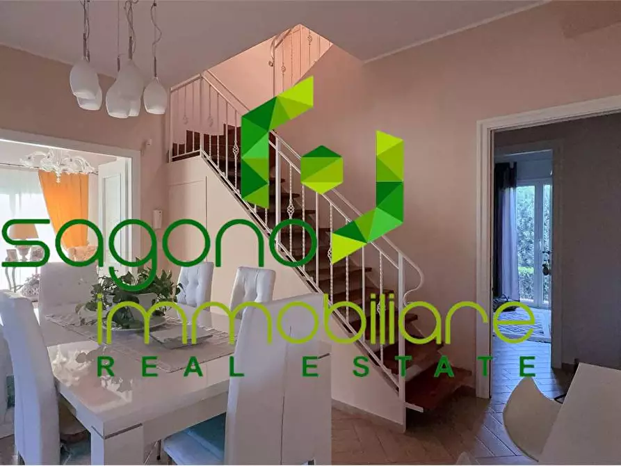 Immagine 25 di Villa in vendita  a Siracusa