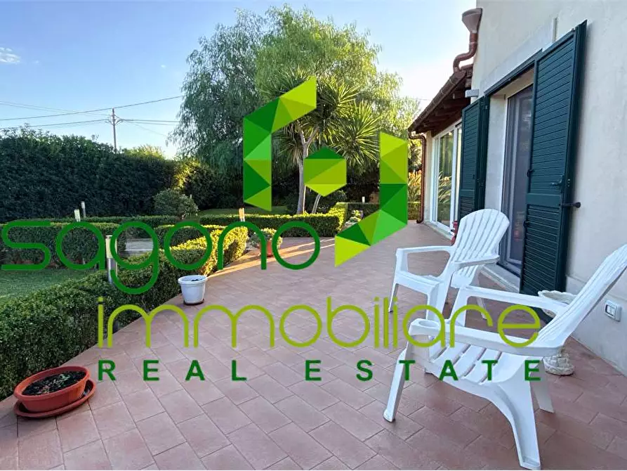 Immagine 30 di Villa in vendita  a Siracusa