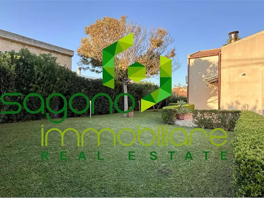 Immagine 34 di Villa in vendita  a Siracusa