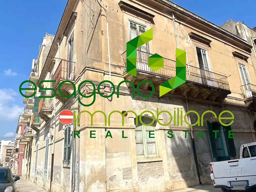 Immagine 1 di Stabile in vendita  a Siracusa