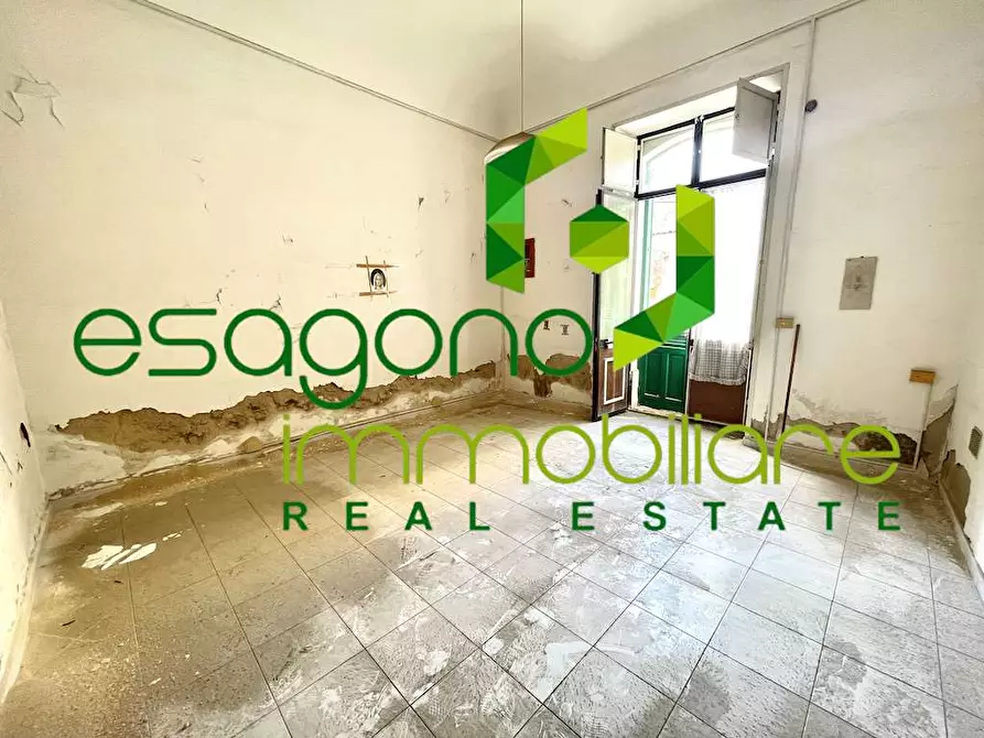 Immagine 16 di Stabile in vendita  a Siracusa