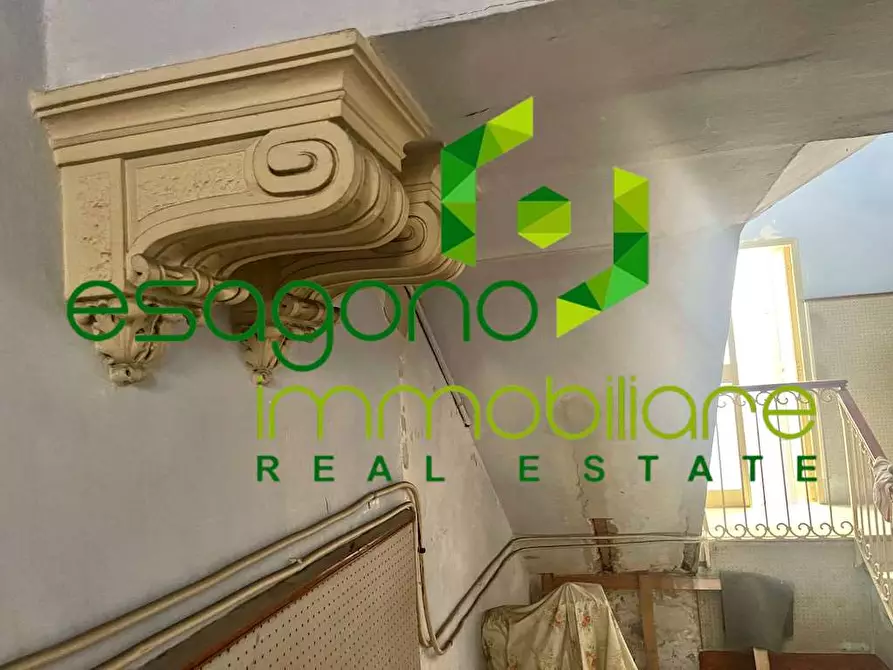 Immagine 24 di Stabile in vendita  a Siracusa