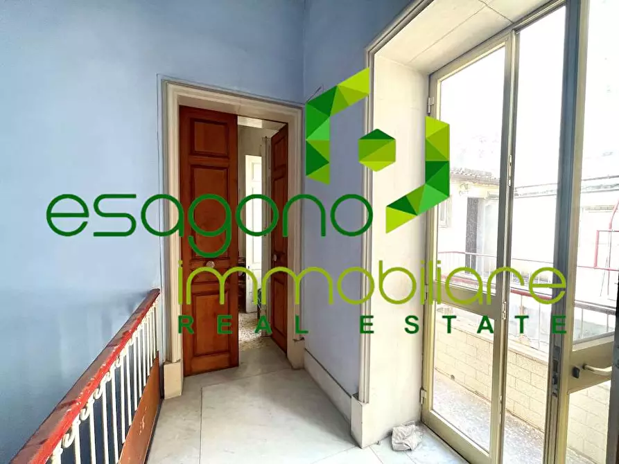 Immagine 26 di Stabile in vendita  a Siracusa