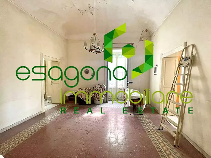 Immagine 30 di Stabile in vendita  a Siracusa