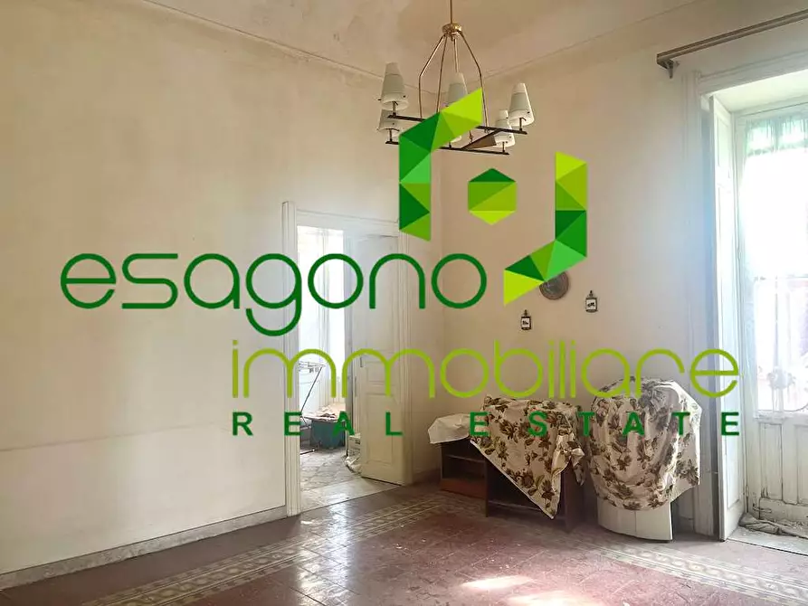 Immagine 31 di Stabile in vendita  a Siracusa
