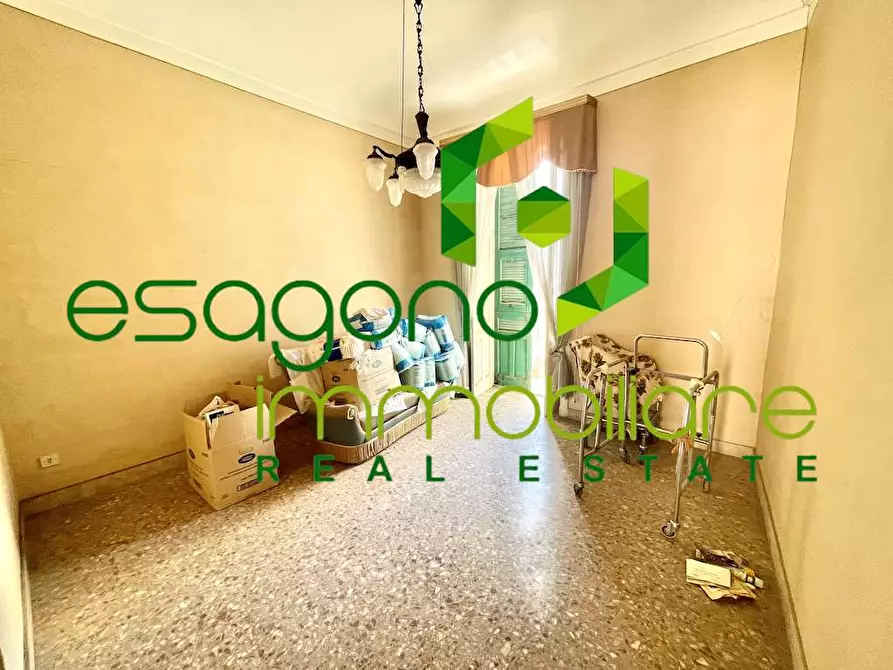 Immagine 40 di Stabile in vendita  a Siracusa