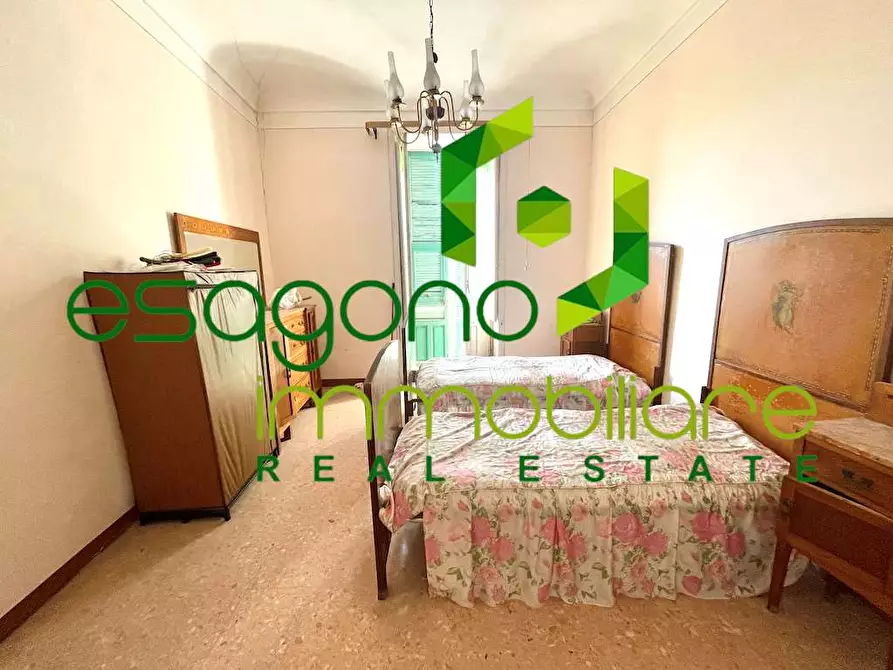 Immagine 45 di Stabile in vendita  a Siracusa