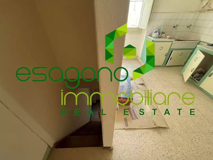 Immagine 50 di Stabile in vendita  a Siracusa