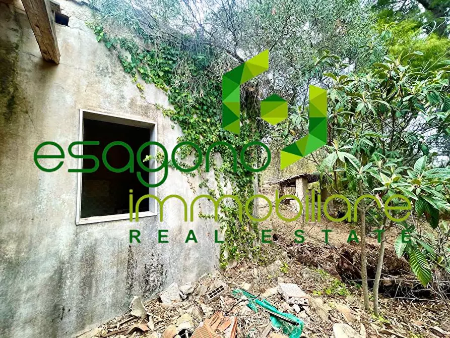 Immagine 11 di Rustico / casale in vendita  in Epipoli a Siracusa