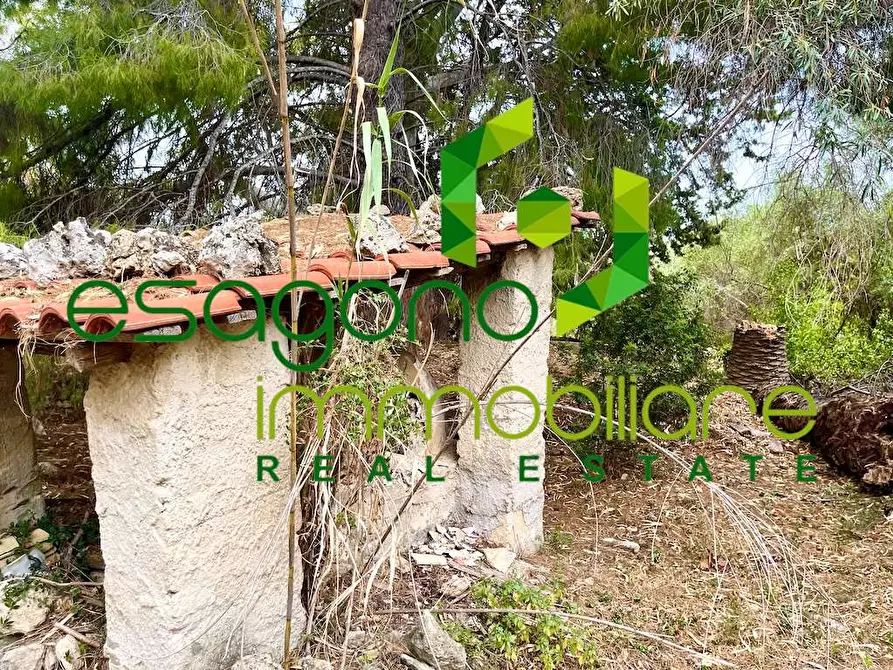 Immagine 23 di Rustico / casale in vendita  in Epipoli a Siracusa