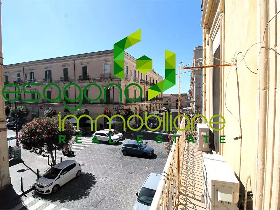 Immagine 4 di Appartamento in vendita  a Siracusa