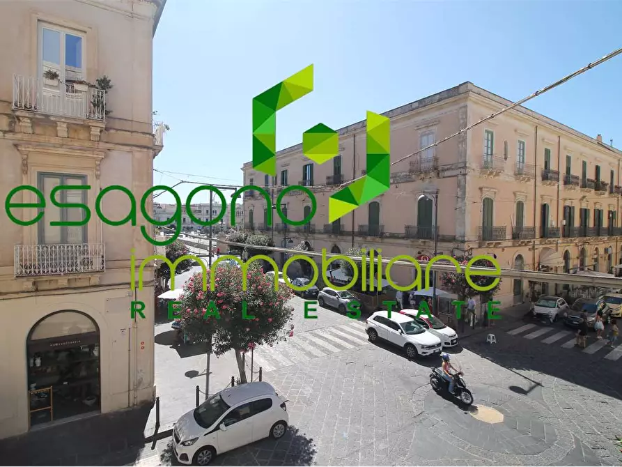 Immagine 5 di Appartamento in vendita  a Siracusa
