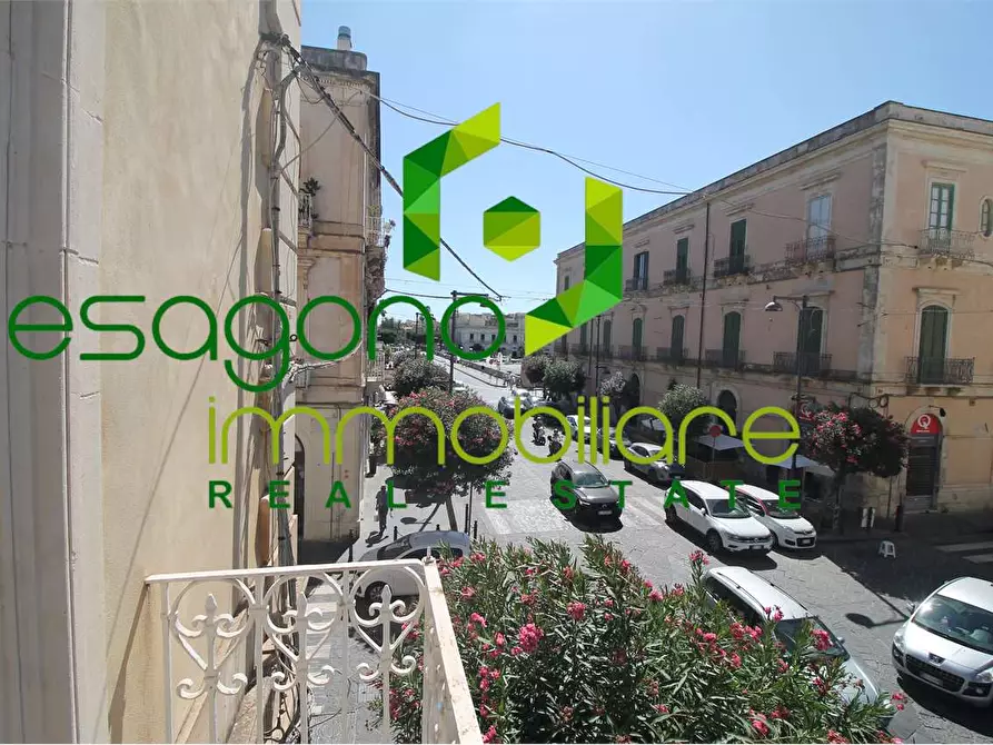 Immagine 13 di Appartamento in vendita  a Siracusa