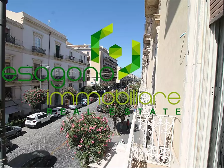 Immagine 14 di Appartamento in vendita  a Siracusa