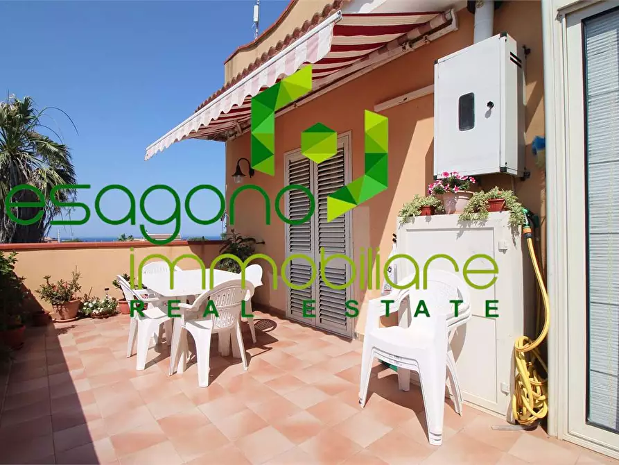 Immagine 3 di Villa in vendita  a Siracusa