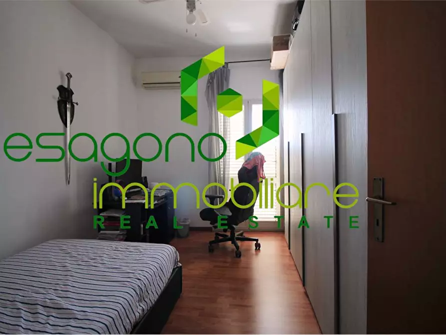 Immagine 19 di Villa in vendita  a Siracusa