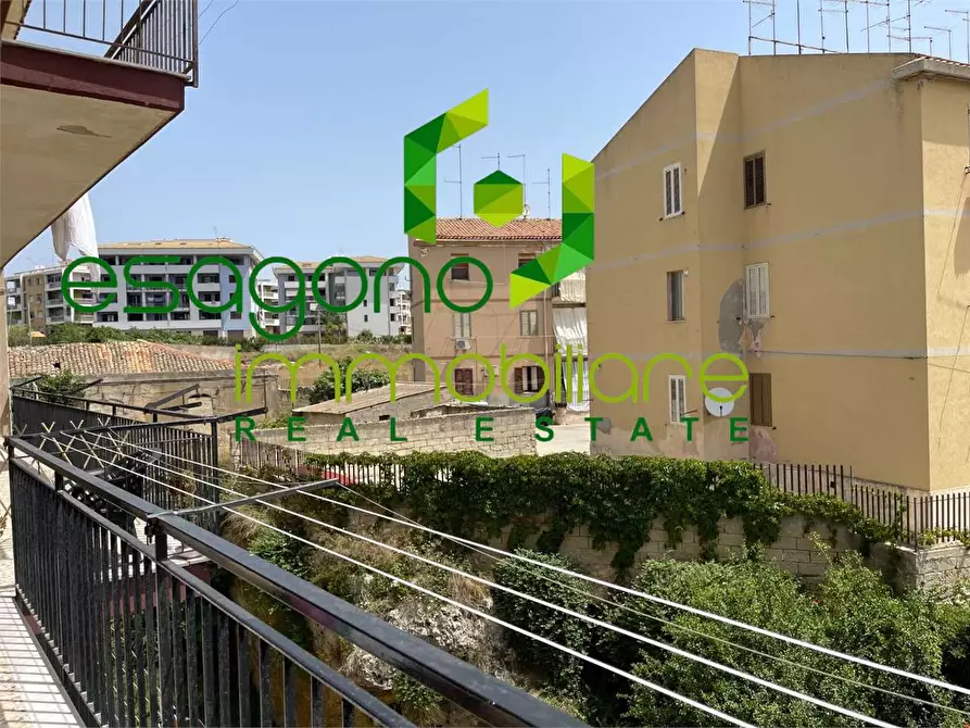 Immagine 31 di Appartamento in vendita  a Siracusa
