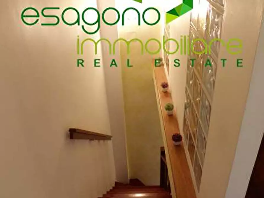 Immagine 4 di Quadrilocale in vendita  a Siracusa