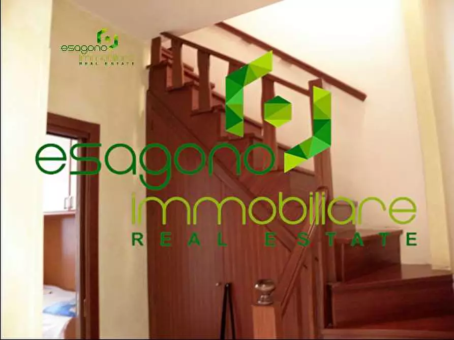 Immagine 11 di Quadrilocale in vendita  a Siracusa