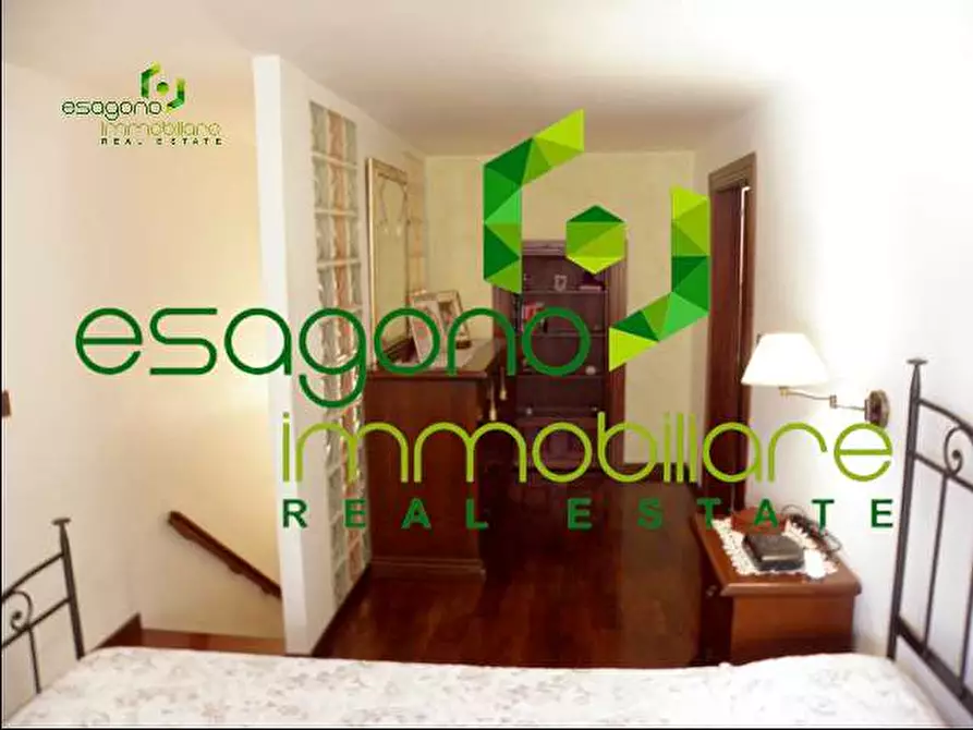 Immagine 12 di Quadrilocale in vendita  a Siracusa