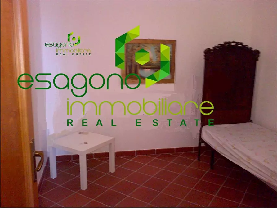 Immagine 17 di Trilocale in vendita  a Siracusa