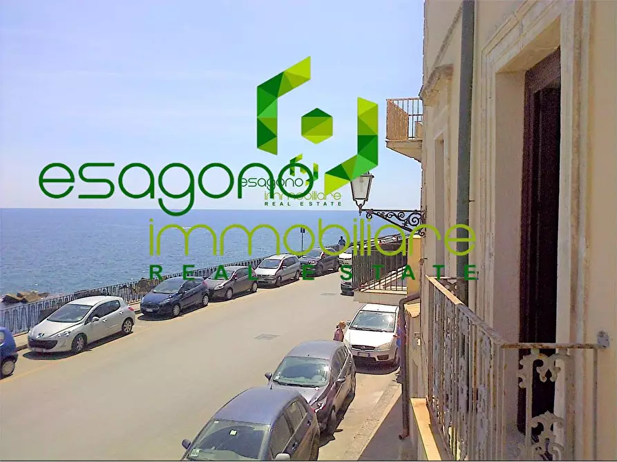 Immagine 1 di Trilocale in vendita  a Siracusa